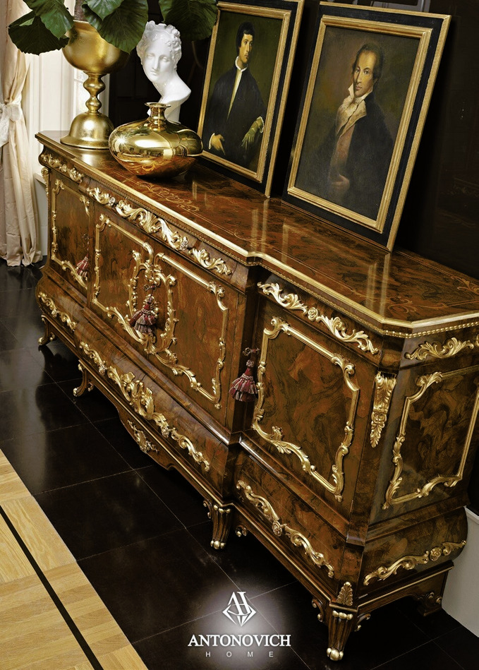 Grilli Versailles Dining Collection, view 8