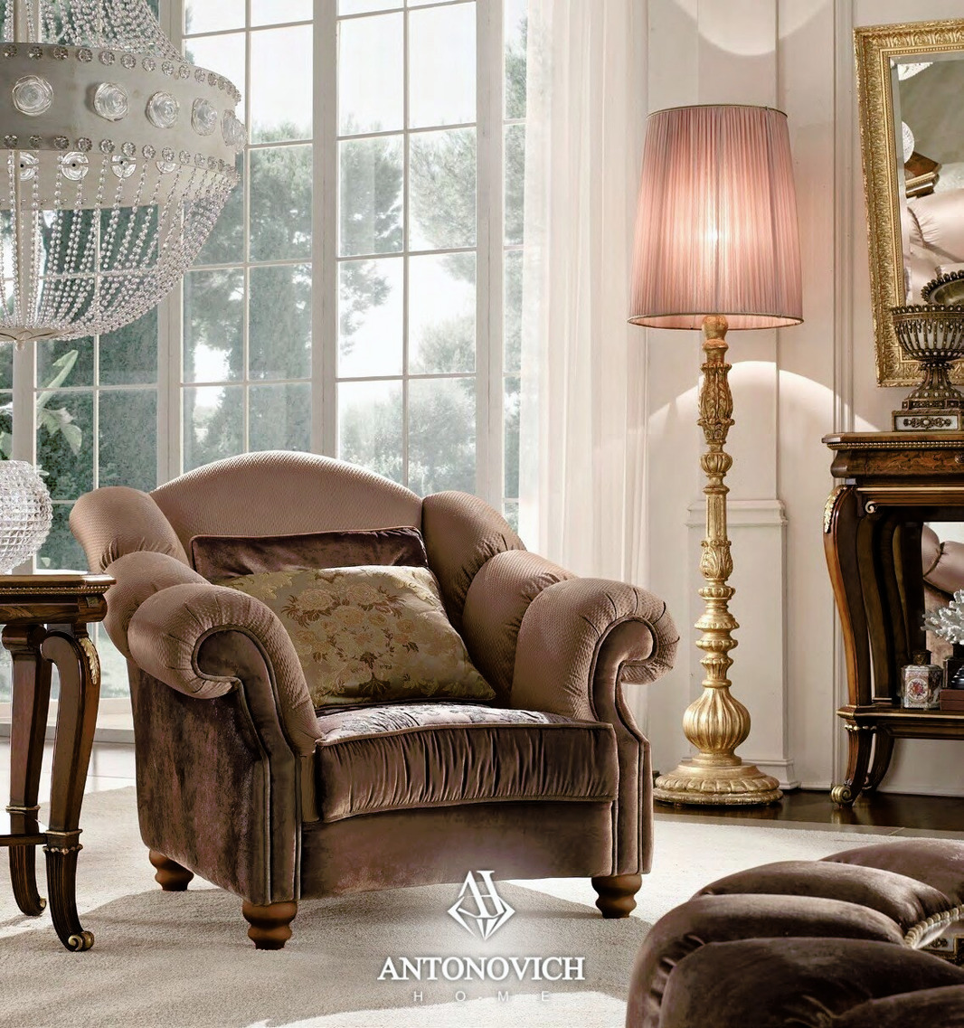 Grilli Doge Living Room, view 10