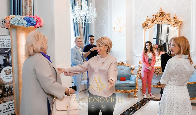 The Energy of Beauty and Inspiration: Elena Antonovych’s Beauty Breakfast