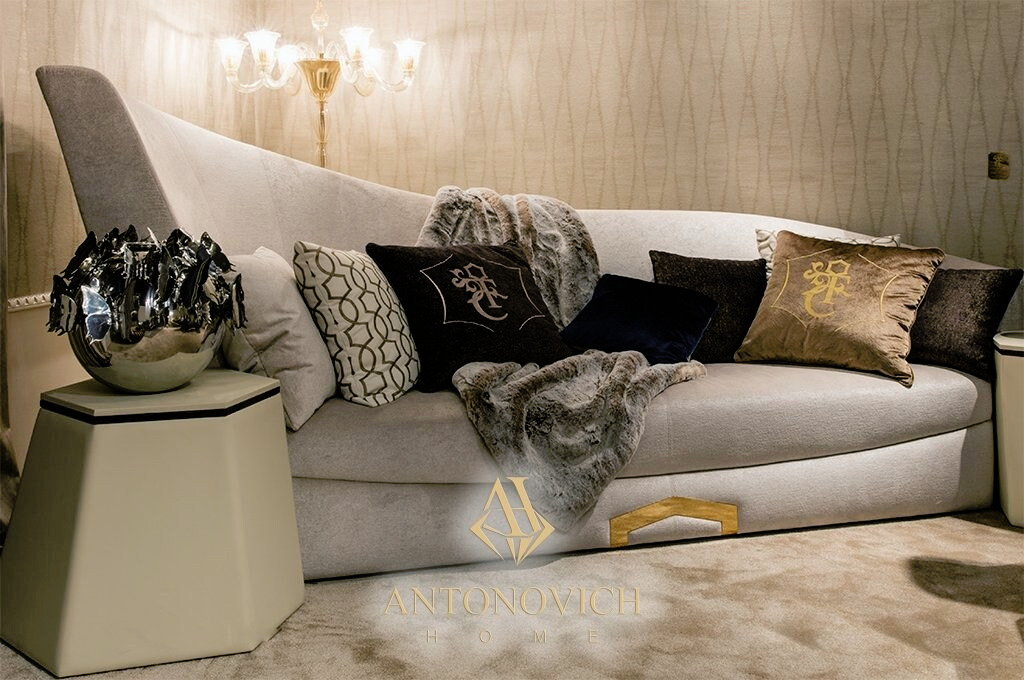 Caspani Tino Conquistador Living Room, view 2