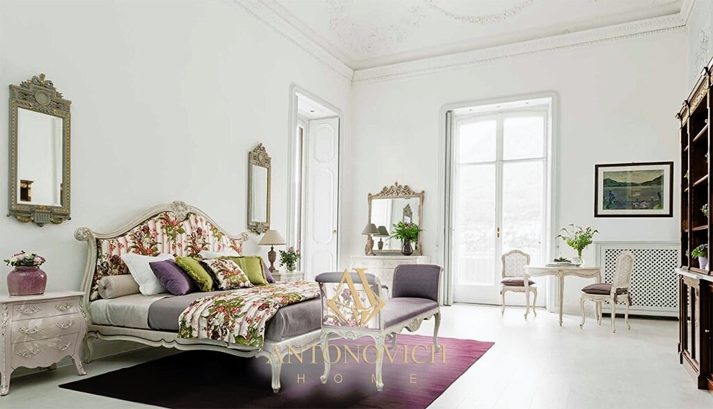 Salda Bedroom for a Lake Como Mansion