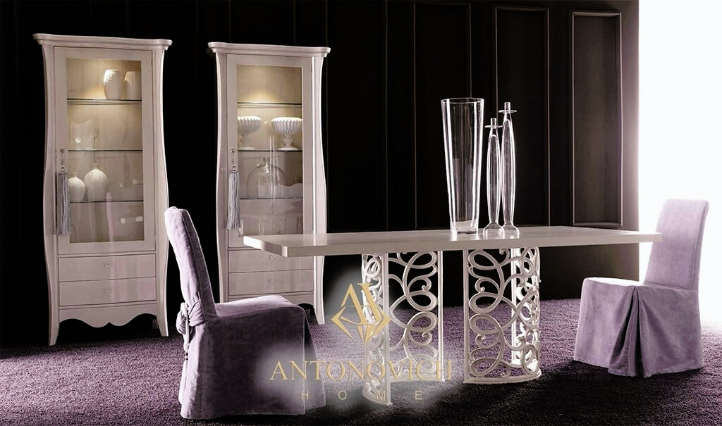 CorteZari Flora Dining Room