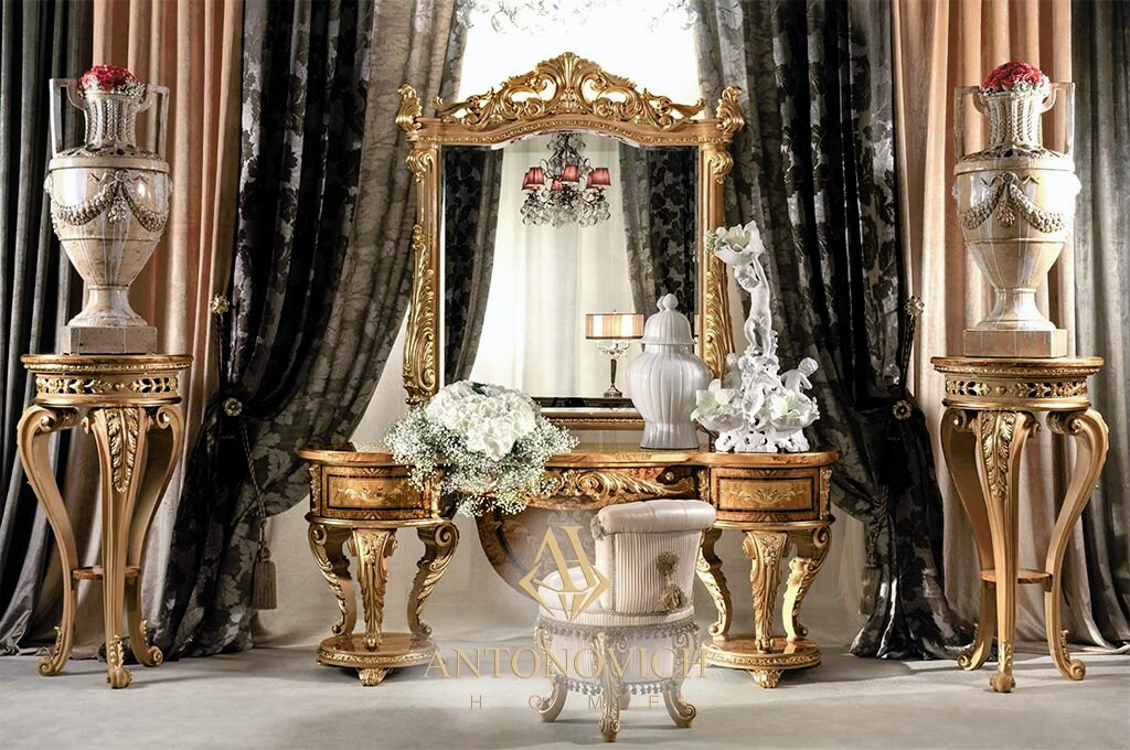 Grand Palace Bedroom by Socci, view 6