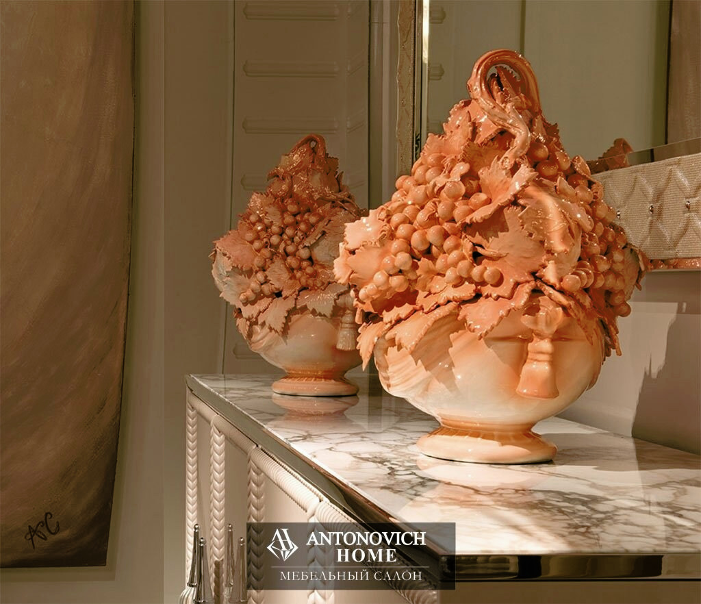 Cornelio Cappellini Dominique Dining Collection, view 7