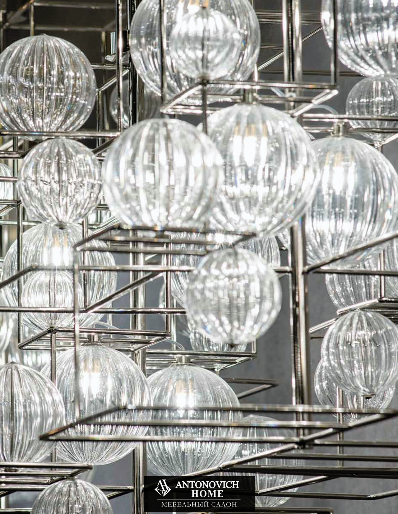 Marchetti Moule Pendant Light, view 3