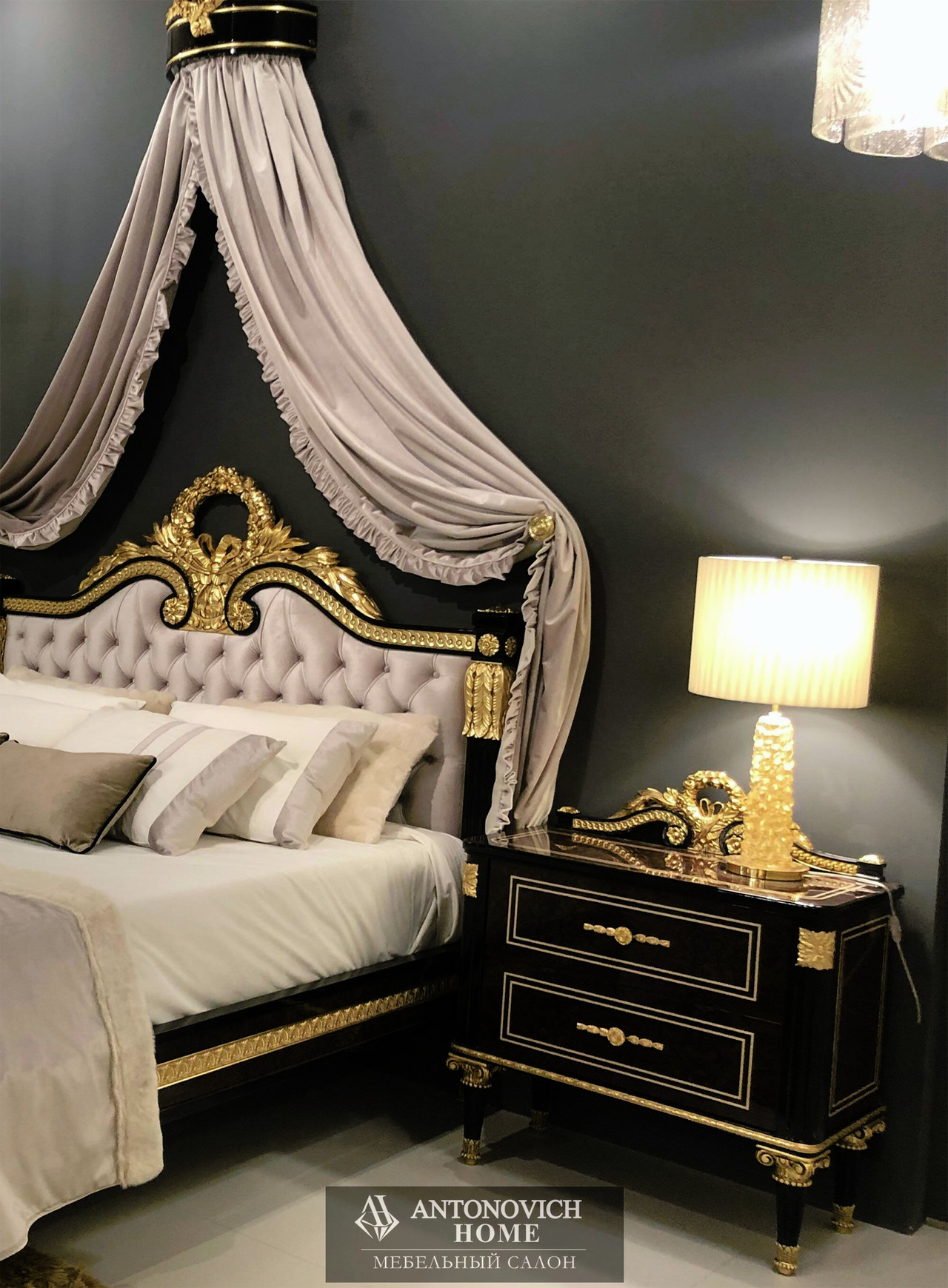 Mariner Trianon Bedroom, view 5
