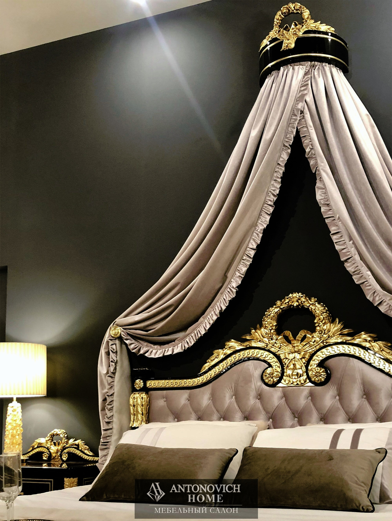 Mariner Trianon Bedroom, view 4