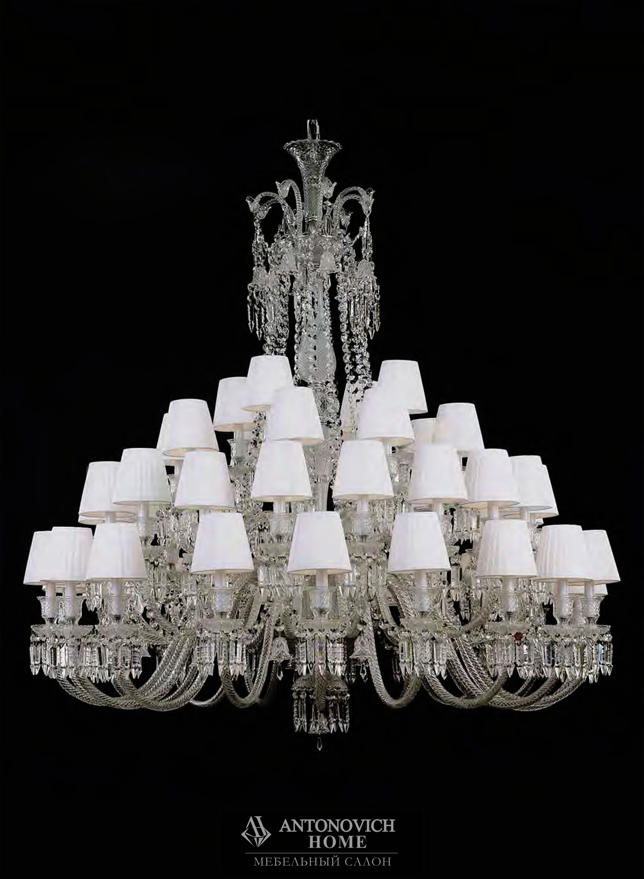 Jago Regina Chandeliers, view 3
