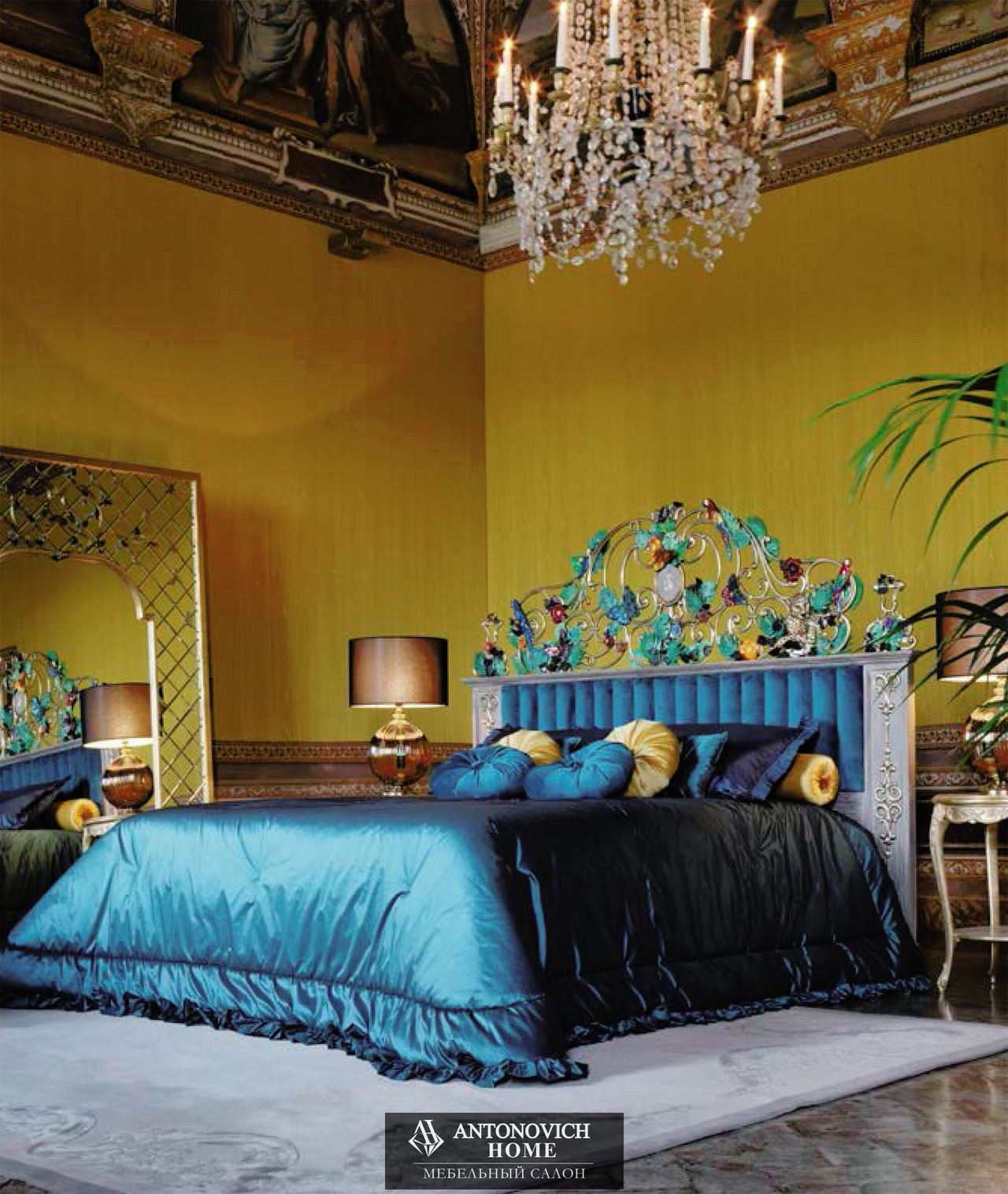 Savio Firmino Wonder in the Jungle Bedroom, view 4