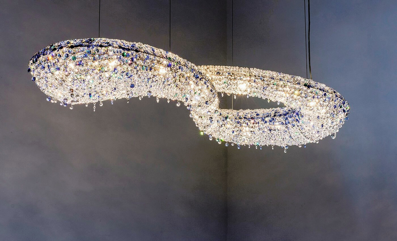 Manooi Infinity Crystal Chandelier
