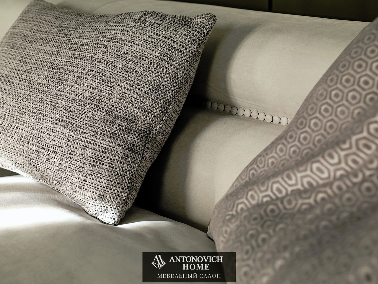 Longhi Ansel Modular Sofa Collection, view 8