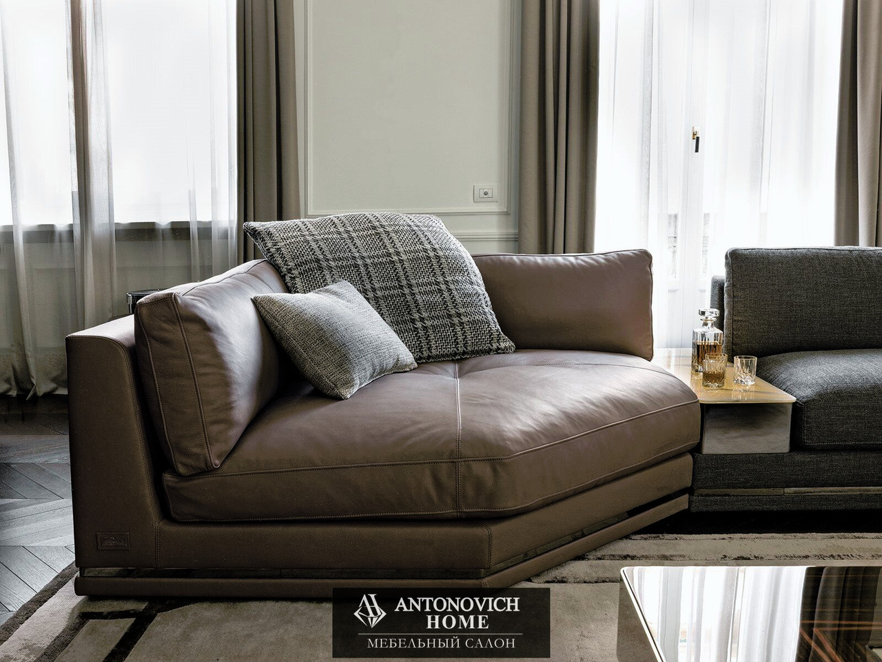 Longhi Cohen Upholstered Furniture, view 13