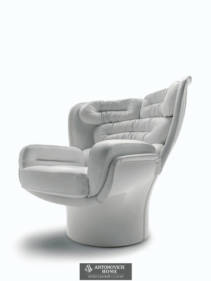 Longhi Elda Armchair, view 6