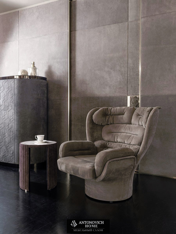 Longhi Elda Armchair, view 9