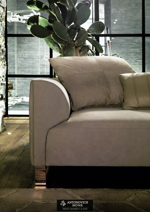 Longhi Ford Modular Sofa, view 6