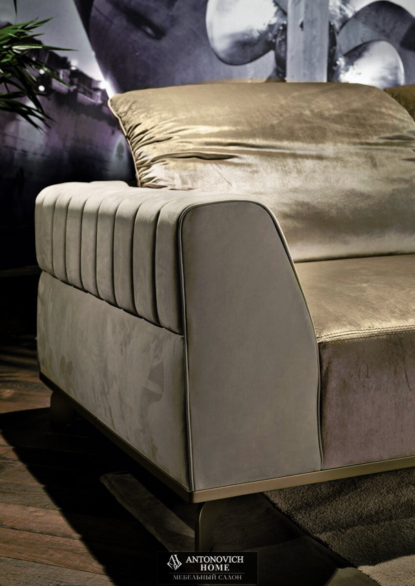 Longhi Sheffield Modular Sofa, view 6