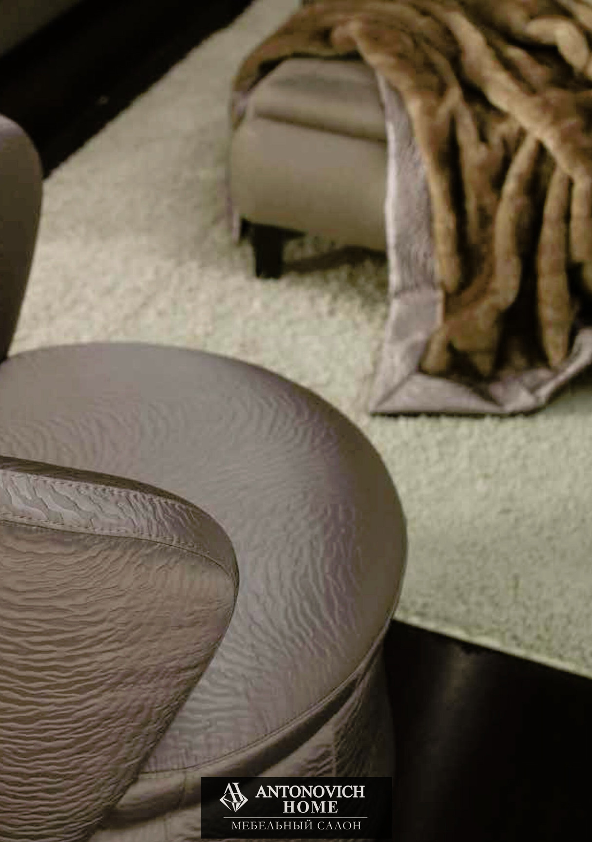 SAT St Joseph Upholstered Furniture, Composition 1, view 3