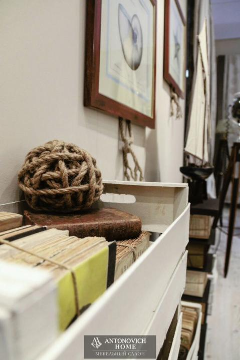 Caroti ADMIRAL Living Room, view 8