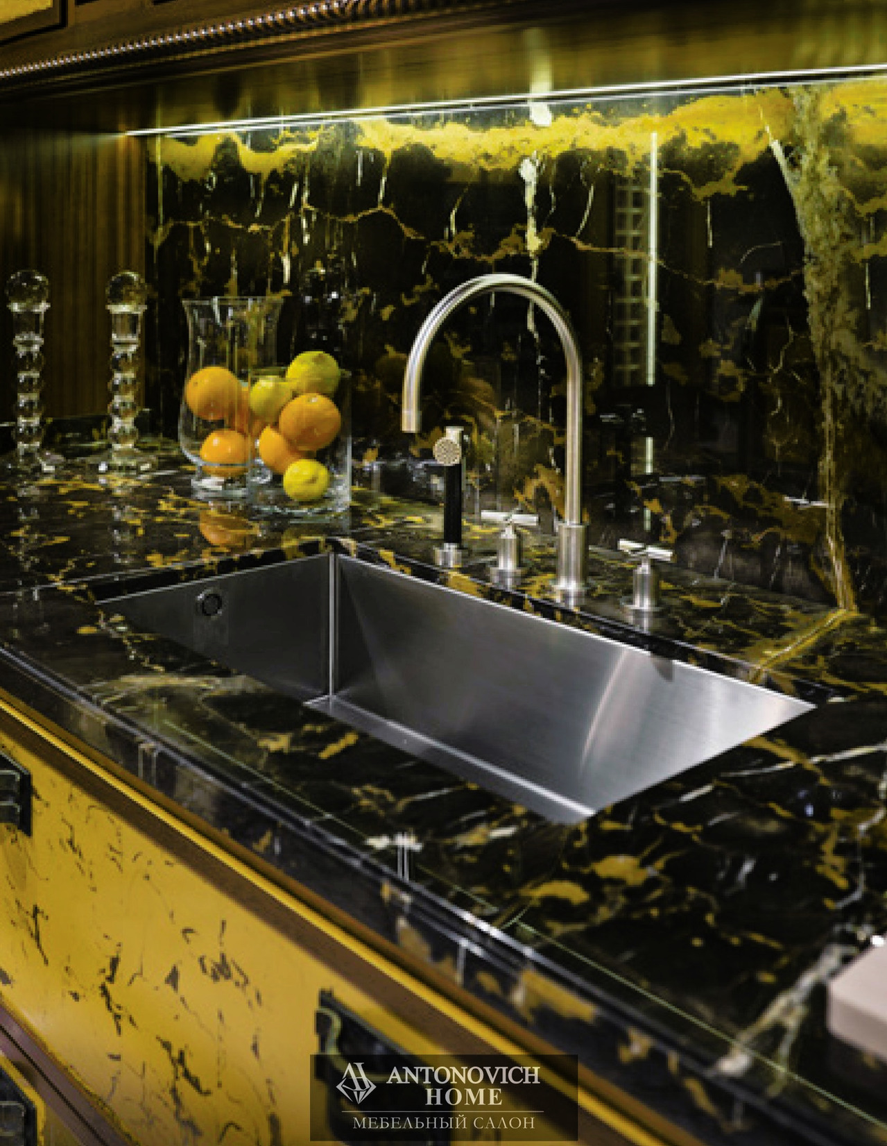 Augusta 1 Kitchen by Provasi, view 9