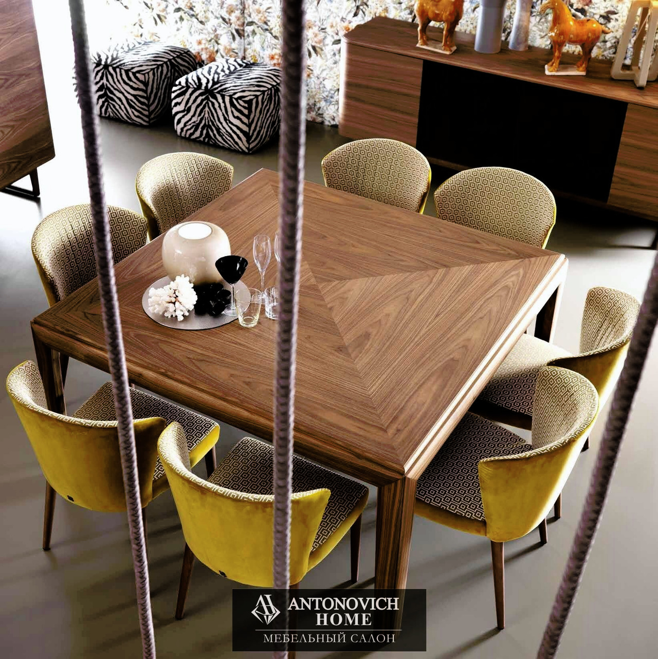 Grilli Worldesign 4 Dining Room, view 2
