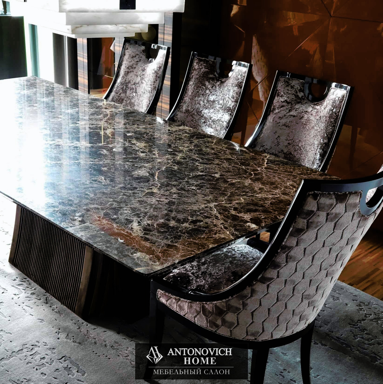 Grilli Worldesign 5 Dining Room, view 4