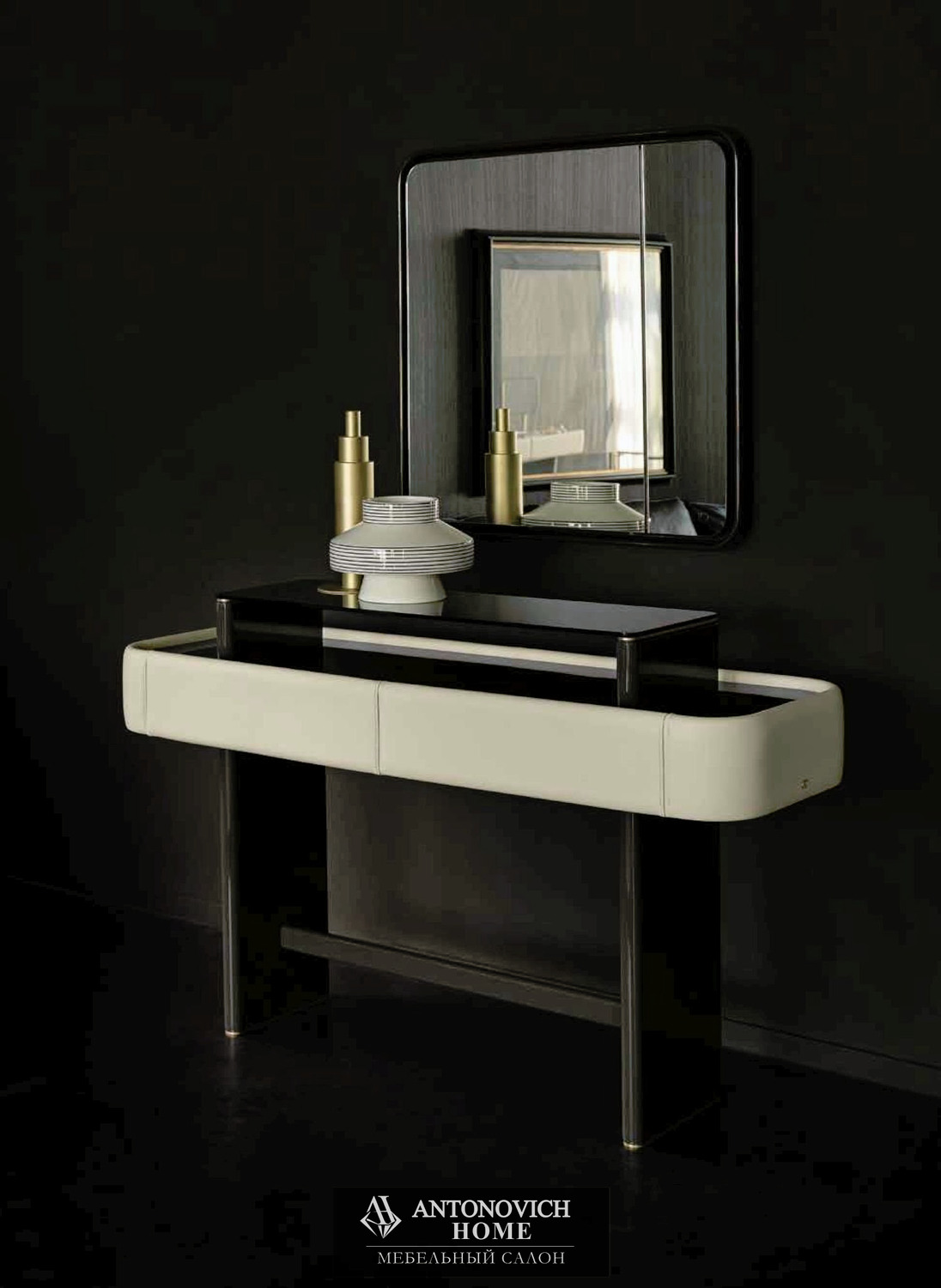 Signorini & Coco Daytona 2020 Living Room, view 13