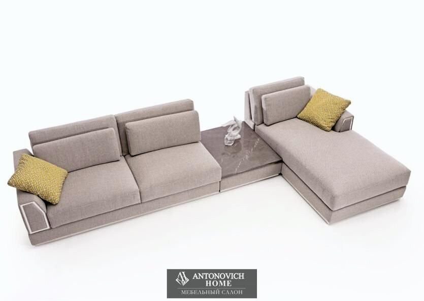 Keoma Dante Living Room, view 5