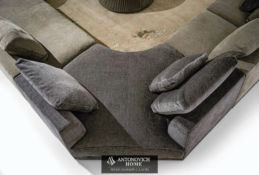 Longhi Sartoria 4 Living Room, view 5