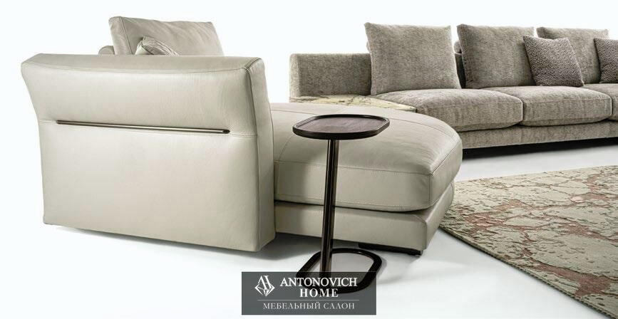 Longhi Sartoria Living Room, view 8