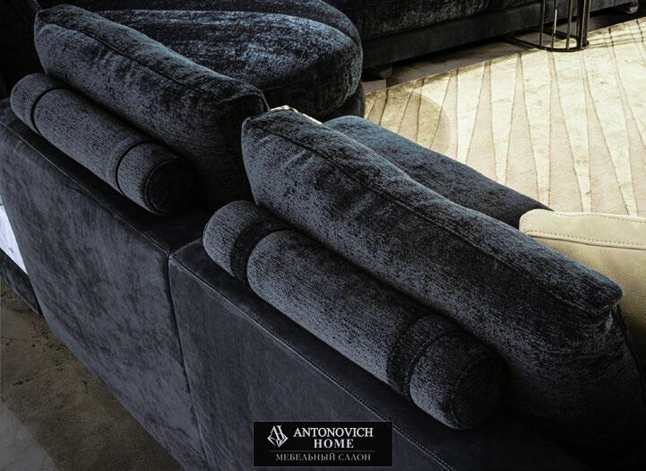 Longhi Sartoria 2 Living Room, view 11