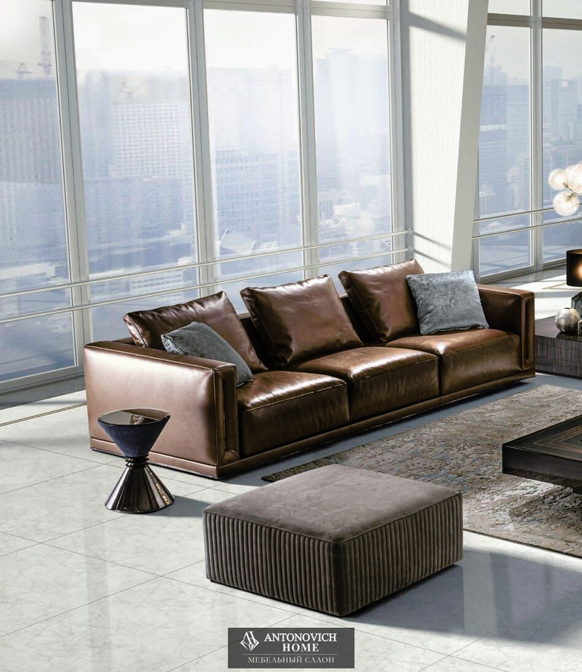 Longhi Sartoria 3 Living Room, view 2