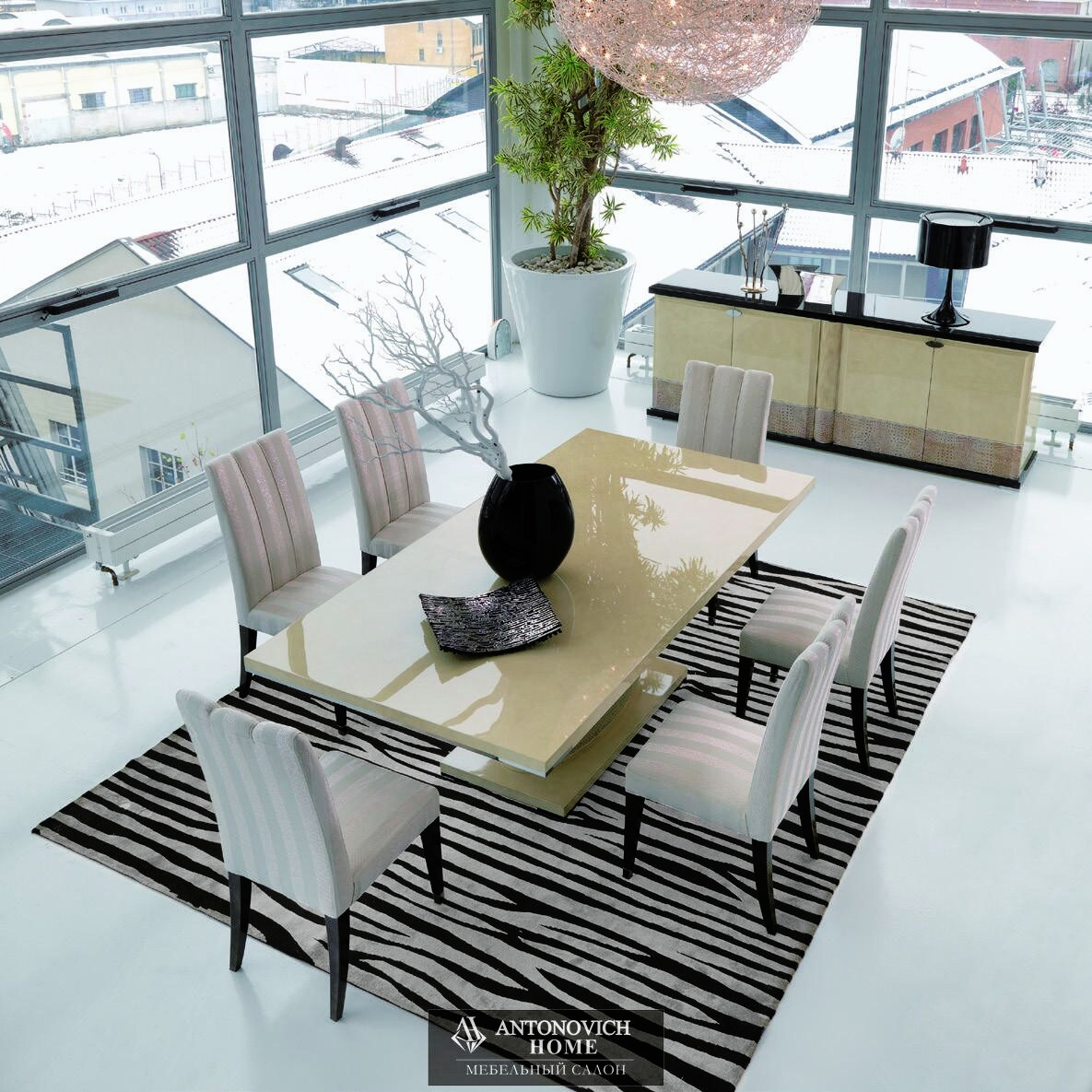 Turri Genesis Dining Room, view 5