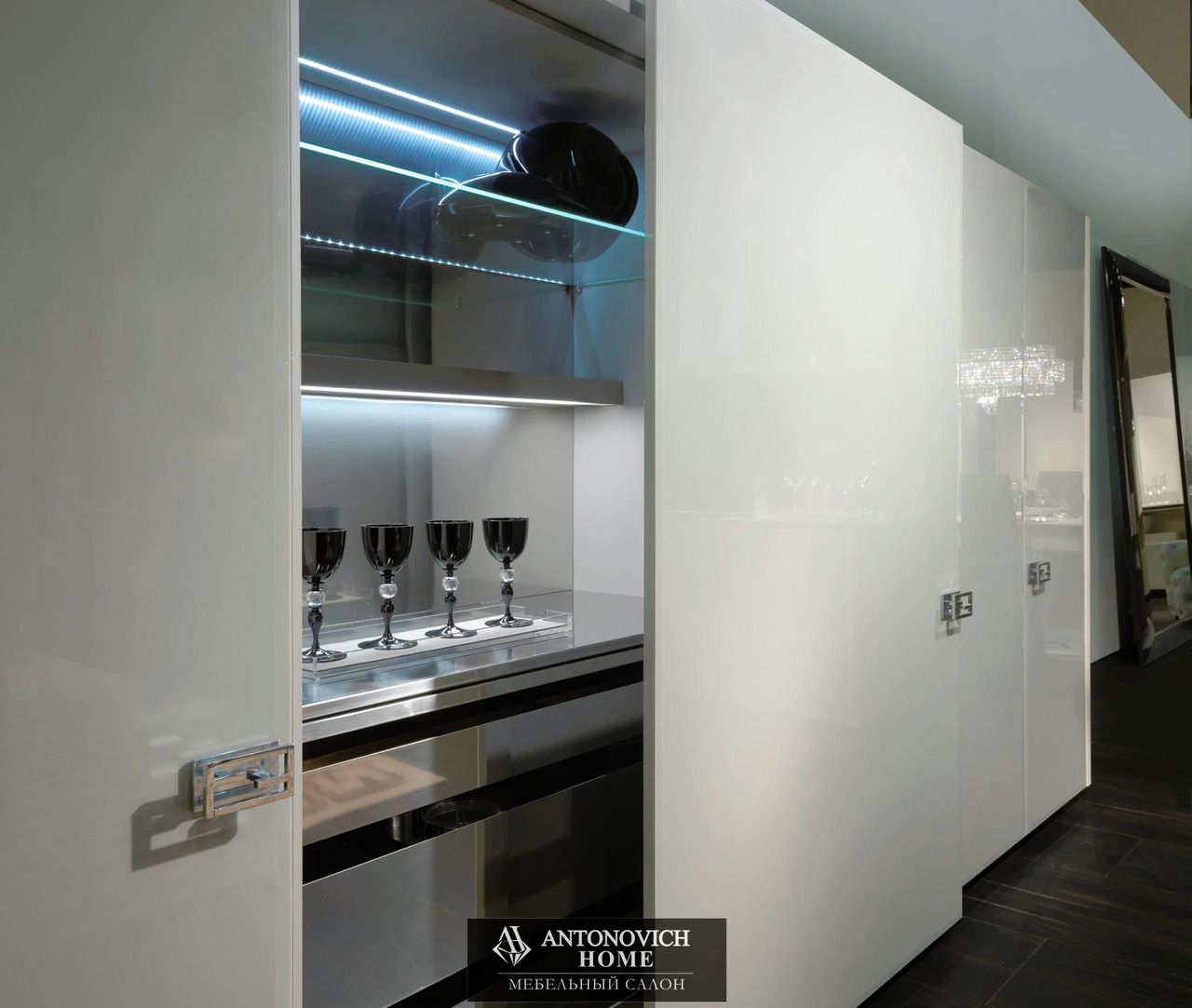 Fendi Casa Villa Giulia Kitchen, view 15