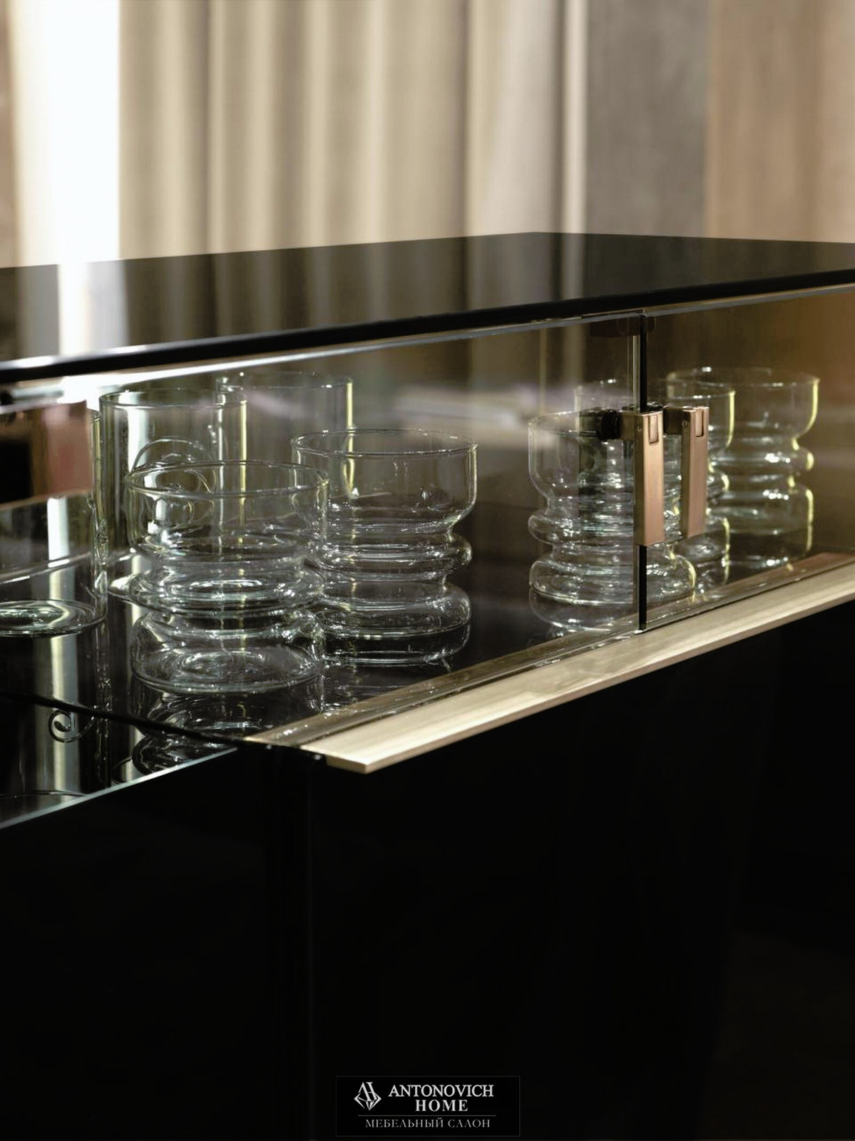 Visionnaire Balance Living Room, view 9