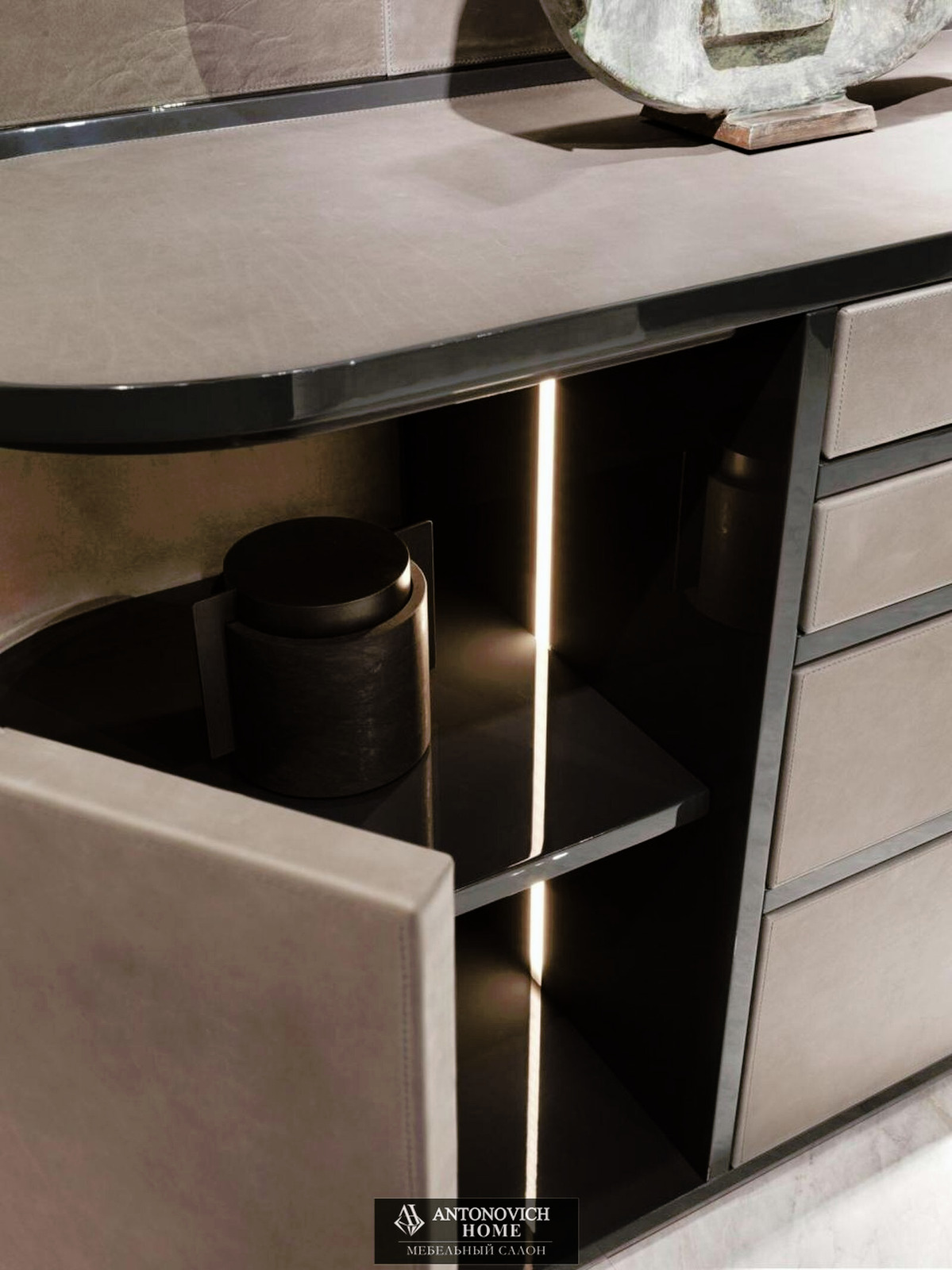 Visionnaire Wall Street Office Furniture, view 9