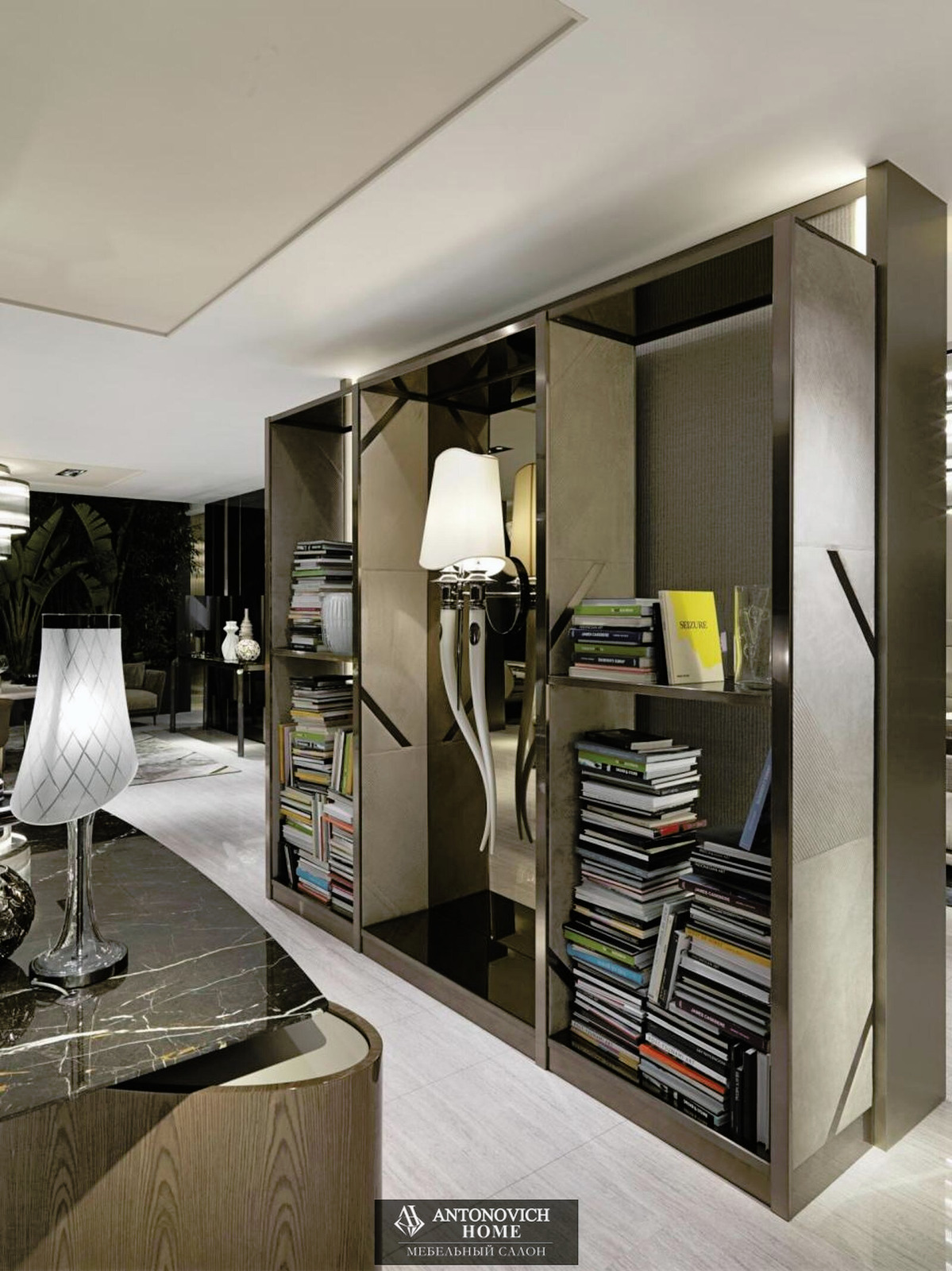 Visionnaire Wilshire Desk, view 9