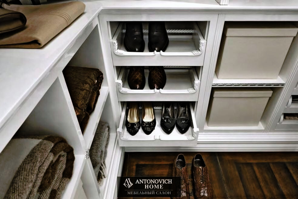 Pregno Way of Life Light Walk-In Wardrobe, view 10
