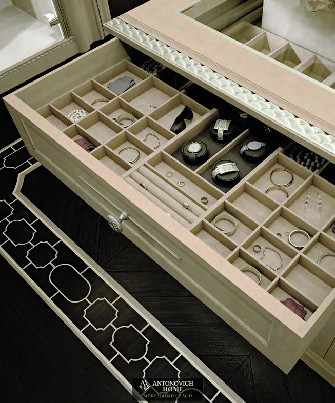 Pregno Savoy Walk-In Wardrobe, view 7