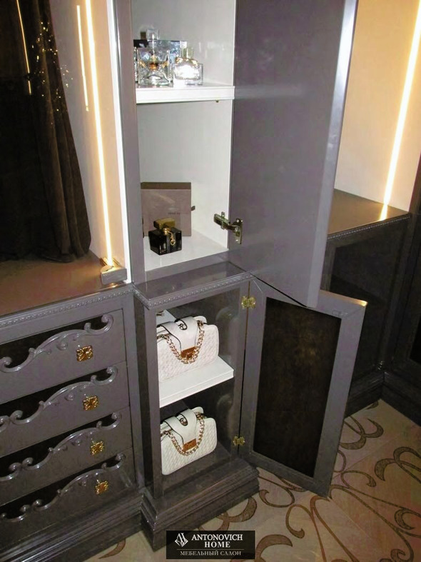 Pregno Way Of Life Dark Walk-In Wardrobe, view 8