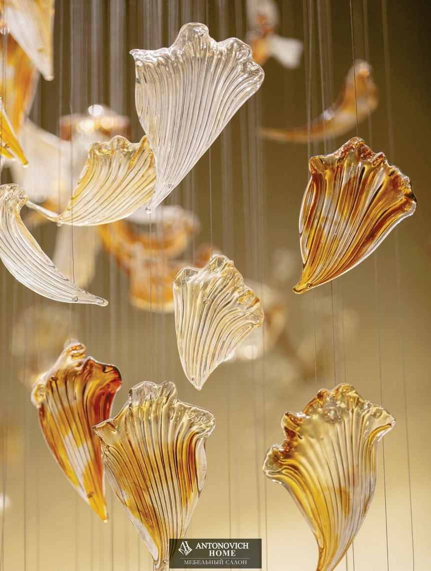 Sans Souci Flamenco Chandelier, view 2