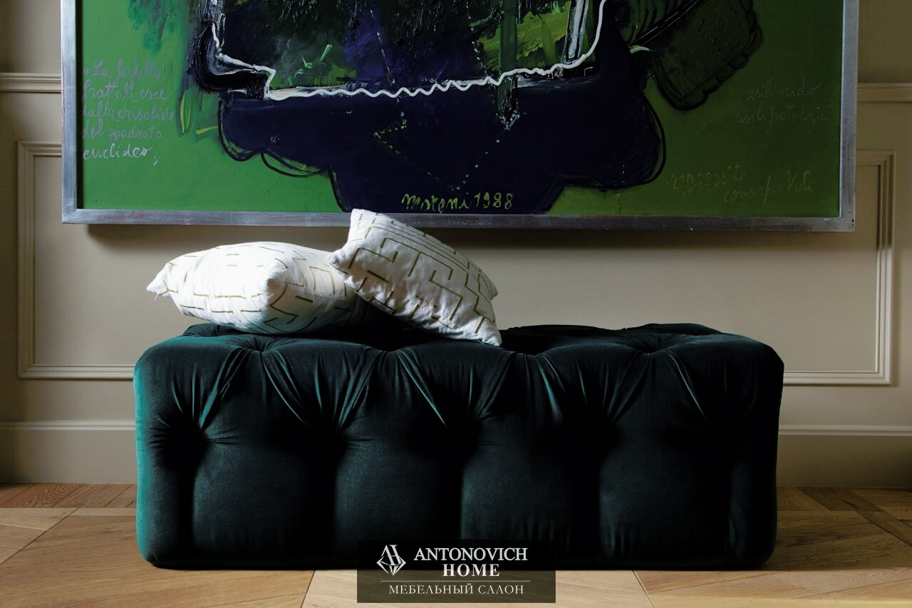 Dom Edizioni Capitonnè Sofa, view 6
