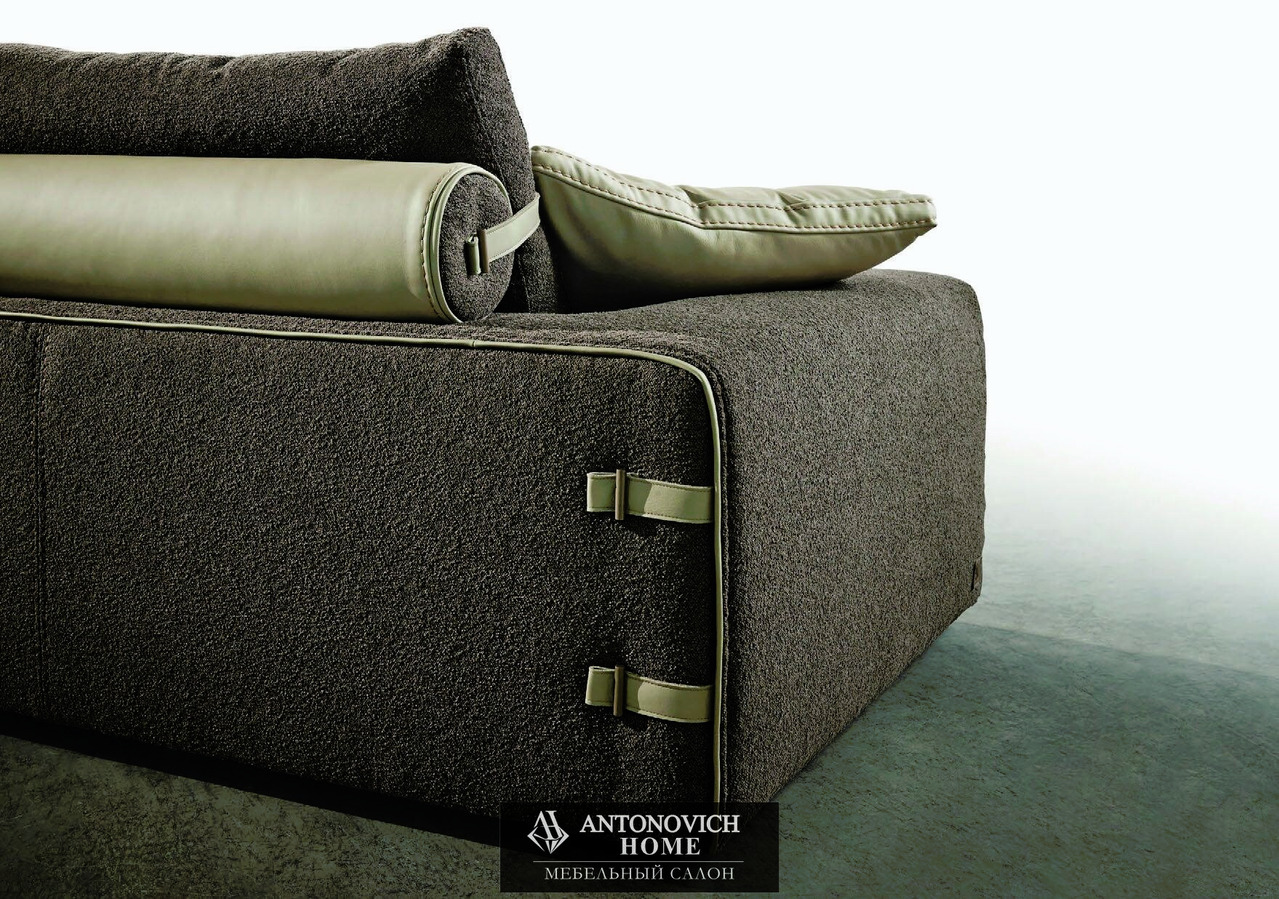 Gregory Living Room by Gamma, view 3