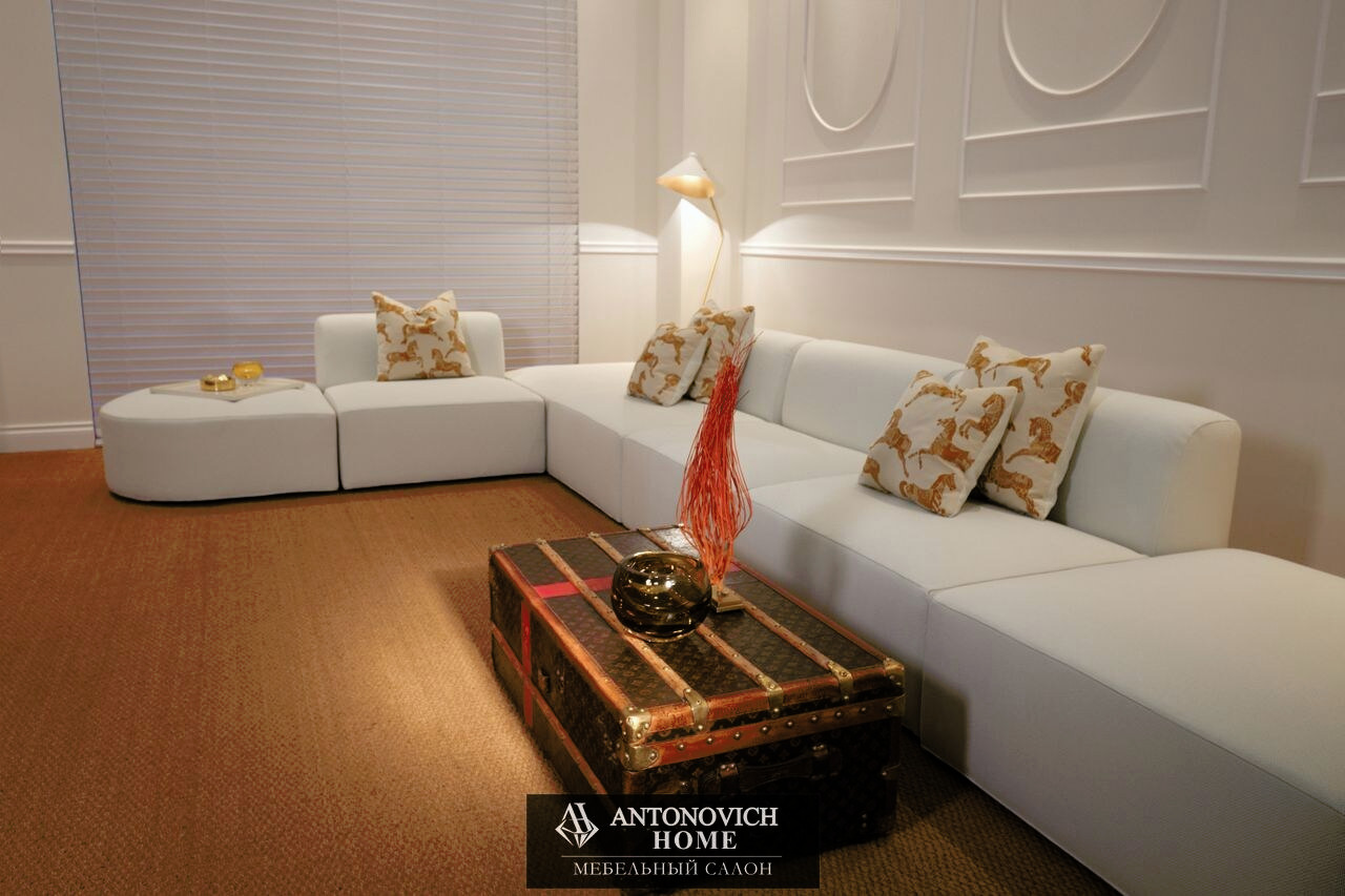 Roger Sofa by Dom Edizioni, view 5