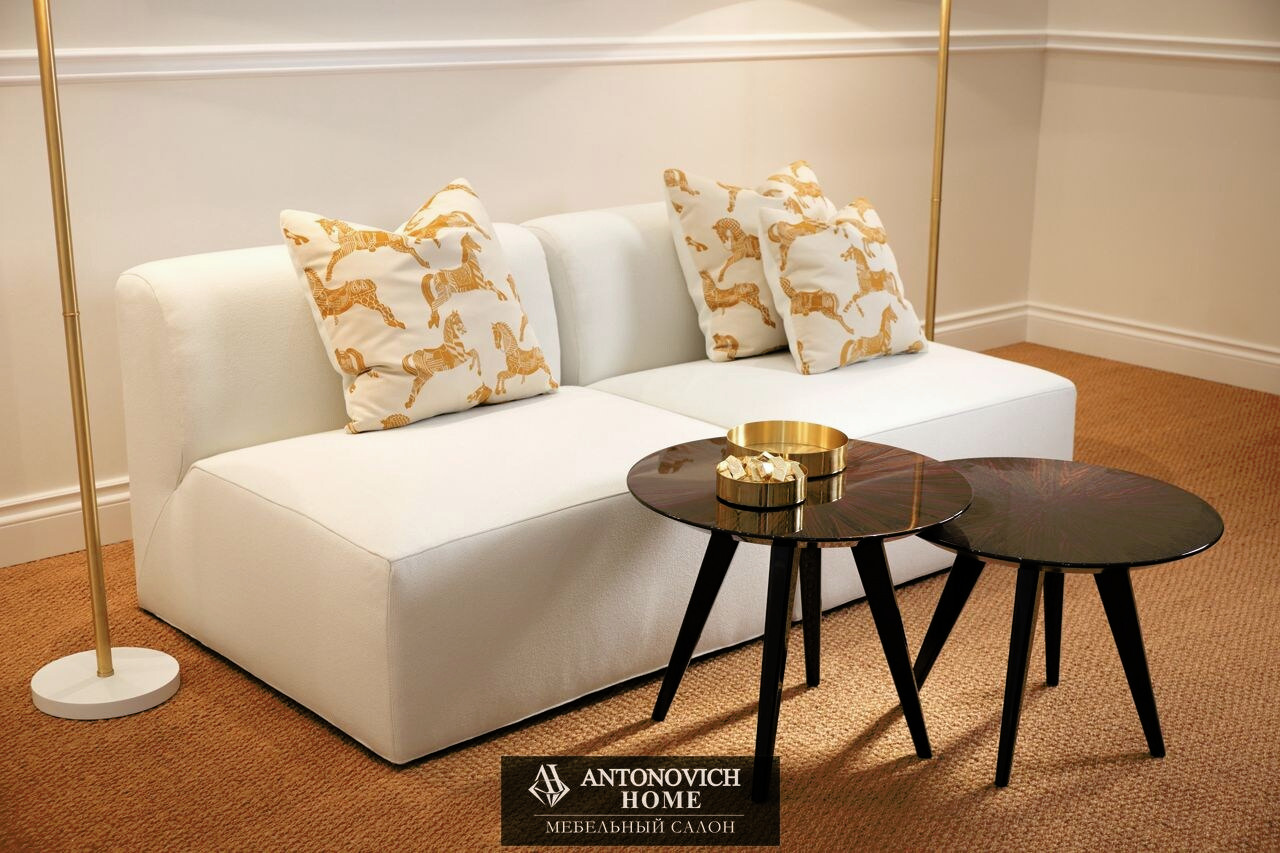 Roger Sofa by Dom Edizioni, view 9