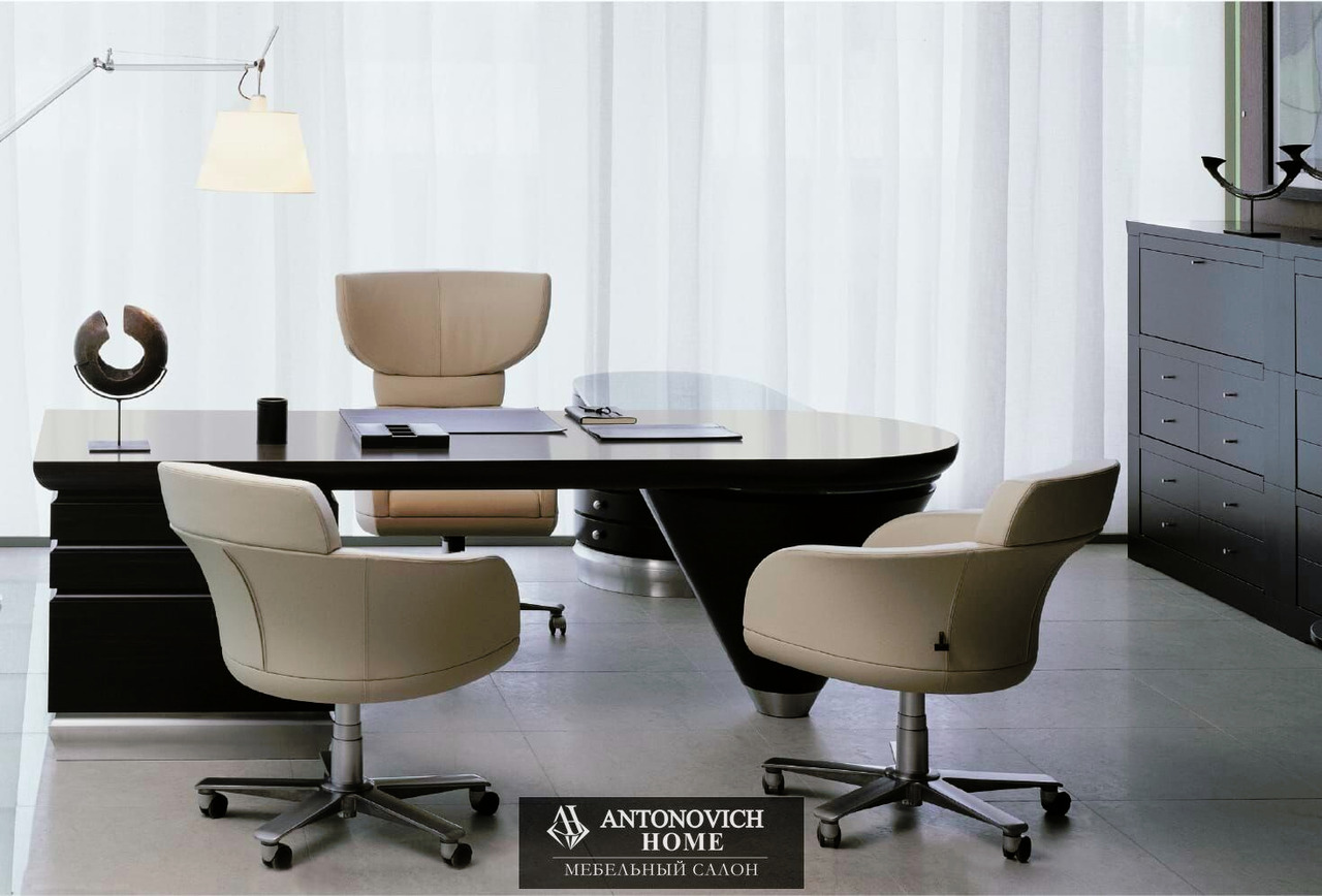 Giorgetti Scriptor Desk, view 5