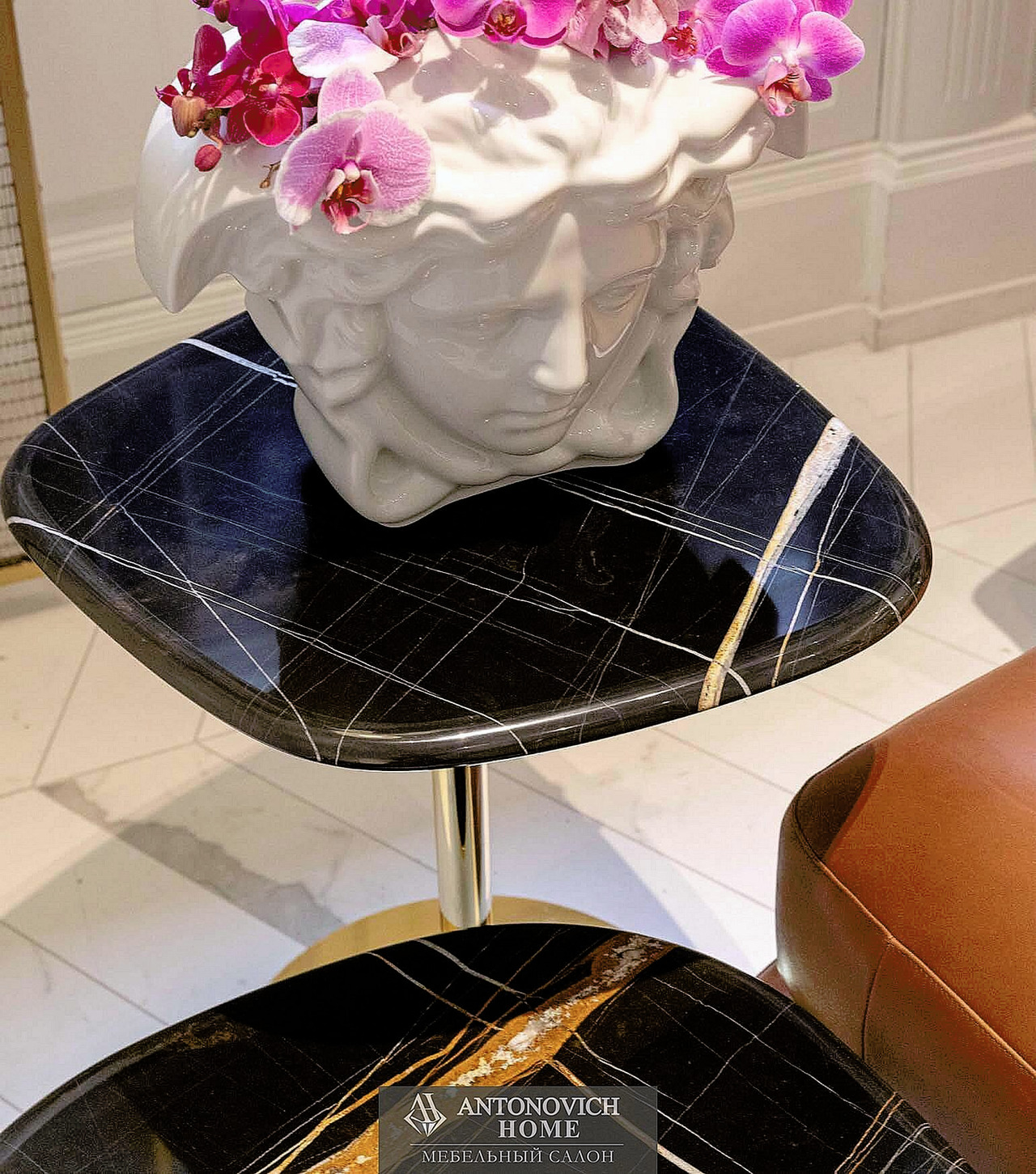 Versace Home Living Room Furniture, view 9