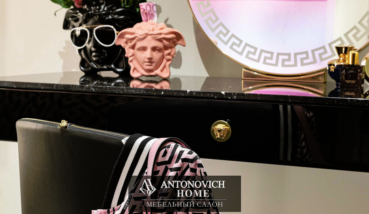 Versace Home Bedroom 2021, view 4