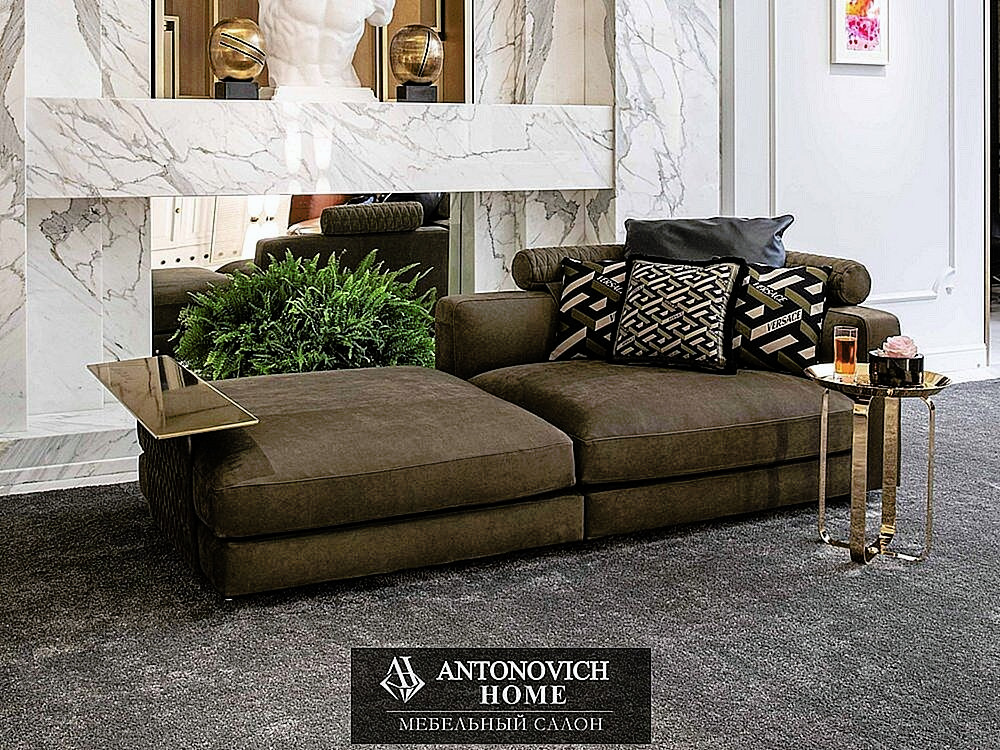 Versace V21 Signature Sofa, view 8