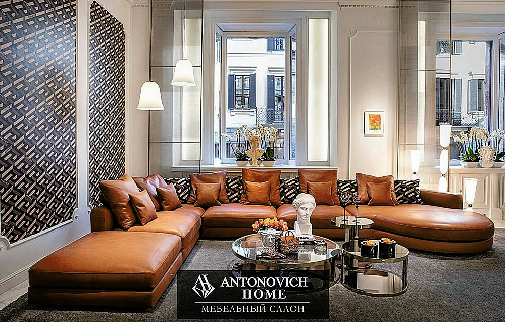 Versace V21 Signature Sofa, view 9