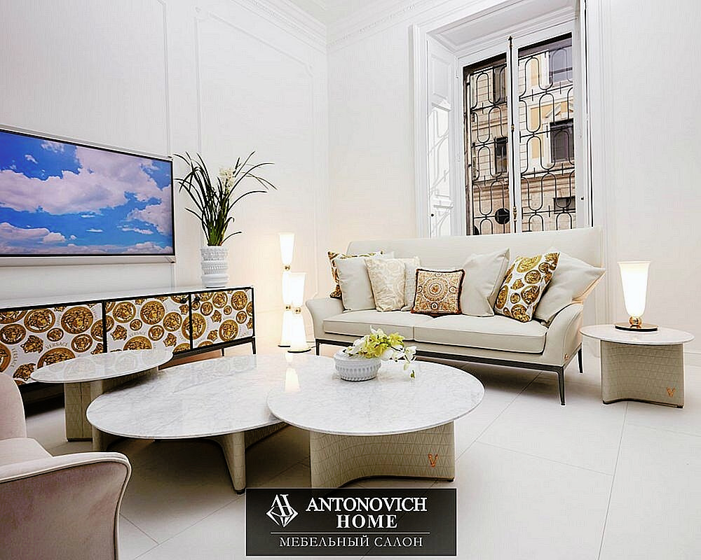Versace Home Stiletto Upholstered Furniture, view 10